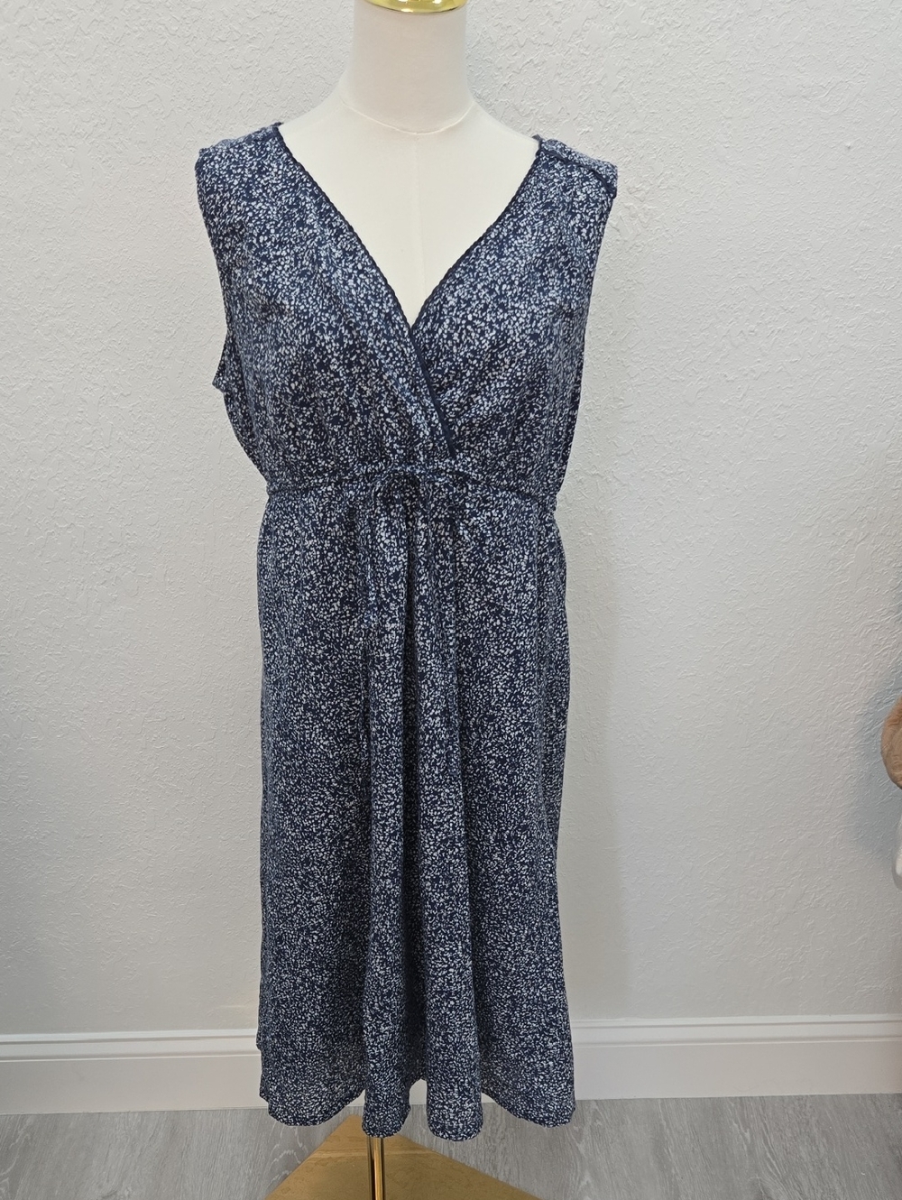 Eddie Bauer Navy and White Speckled Wrap Midi Dress